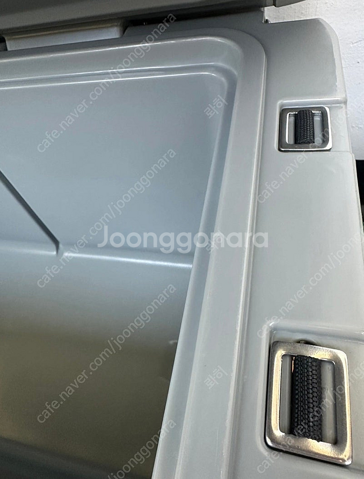 레르핀 캠핑쿨러 50QT 아이스박스 팝니다--5
