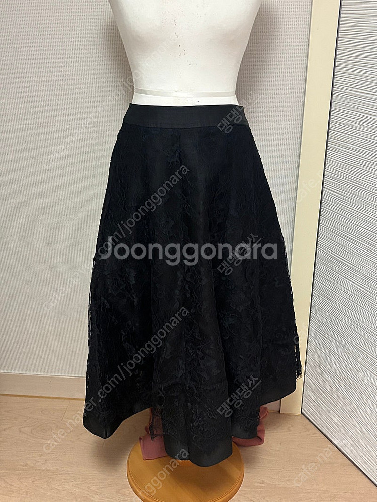 칼라거펠트 블랙 레이스 A라인 롱스커트 새상품--0