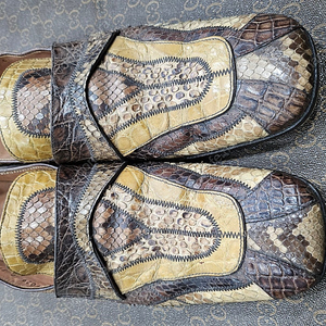 프라다 바다악어 스네이크 로퍼