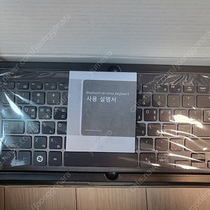 삼성 블루투스 키보드 미개봉 미사용품 판매합니다 (2만원 무료배송)