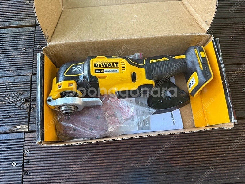 디월트 DCS355 멀티툴 (본체만)--0