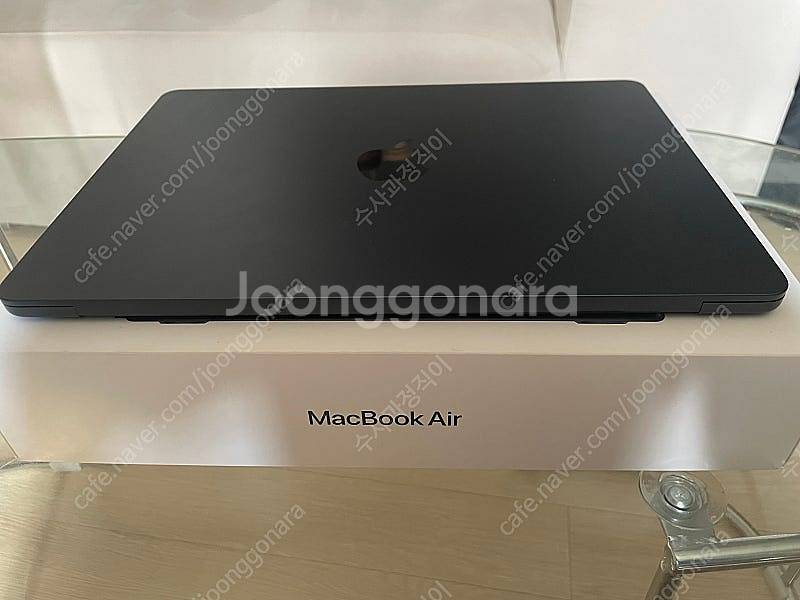 맥북에어13 m3 미드나이트 판매합니다 8gb 256g...--7