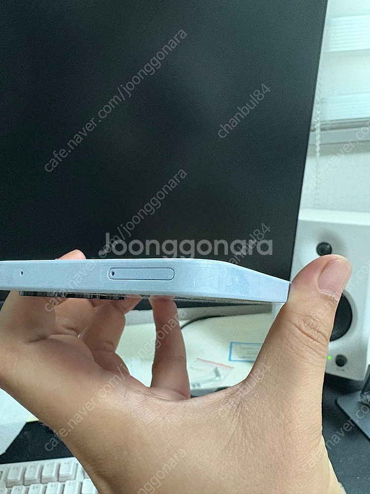 A35 직구폰 (램 8GB) 판매 합니다.--3