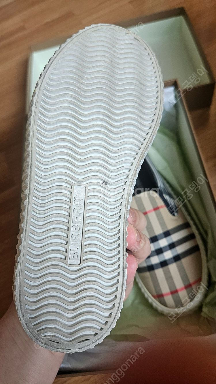 버버리 키즈 슬립온 33 (210mm)--3