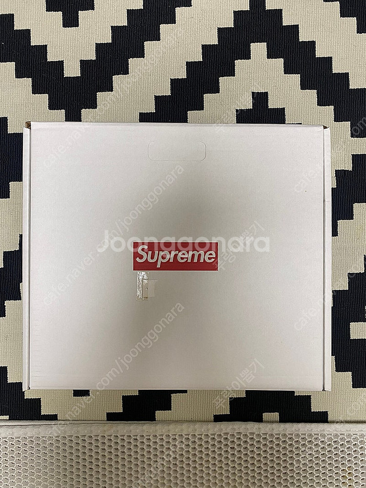Supreme X Artek Stool 60 슈프림 아...--2