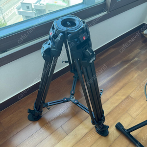 맨프로토 비디오 삼각대 645 Fast Twin leg carbon tripod MVTTWINFC 팝니다