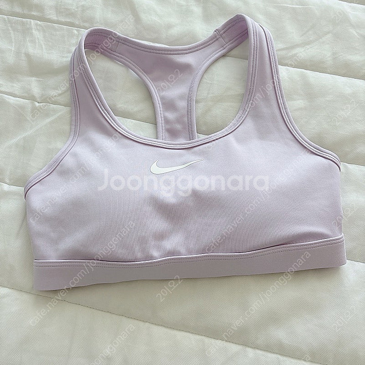 나이키 스우시 미디엄 서포트 스포츠브라--1
