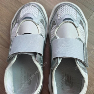 뉴발키즈프리들 화이트실버210 택포