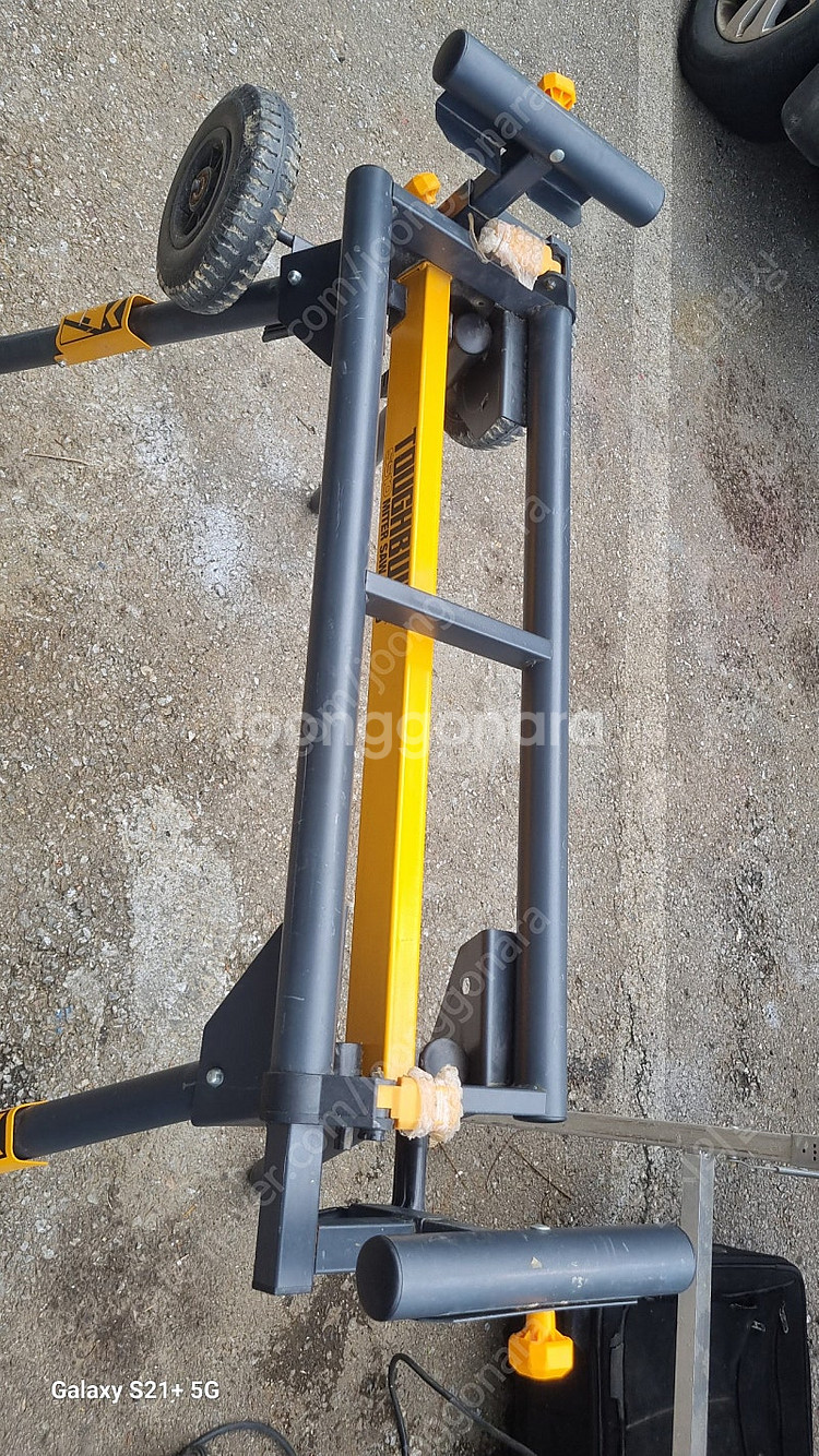 디월트 DWS 713 12인치 슬라이딩 각도 절단기 풀...--8