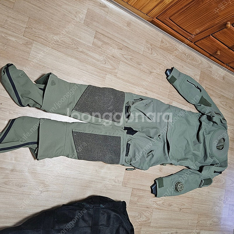 워터프루프 택티컬 M47 드라이슈트 판매합니다--0