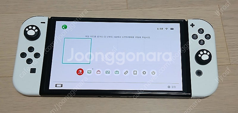 닌텐도 스위치 OLED 싸게 팝니다 (악세사리 포함)--3