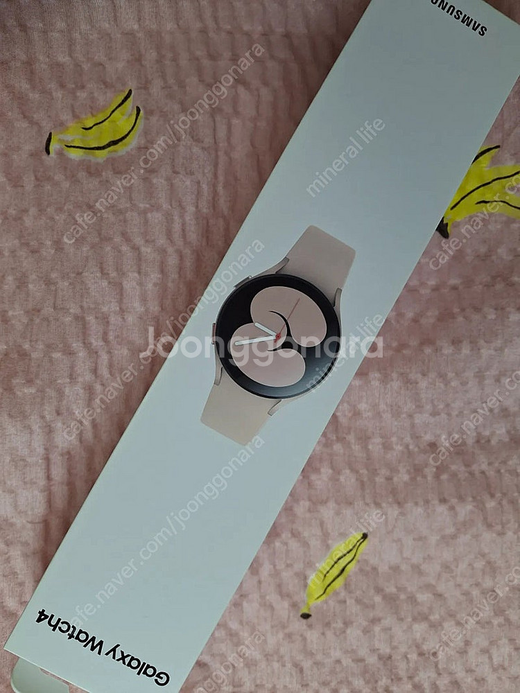 갤럭시 워치4 40mm 입니다.--0