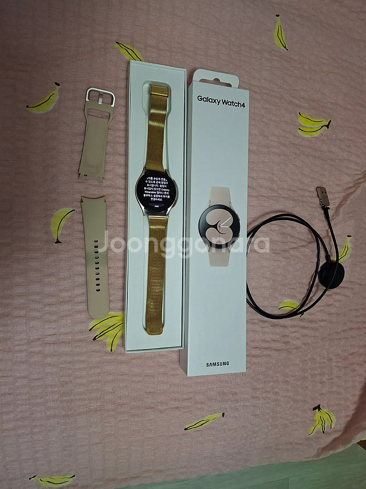 갤럭시 워치4 40mm 입니다.--3
