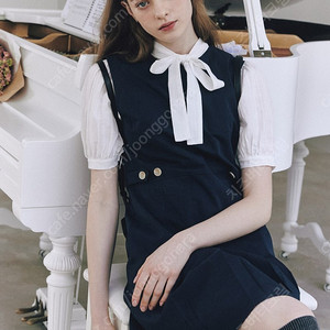 래터프롬문 미니 원피스 En tournant Two Button Mini Dress