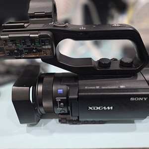 소니 PXW-X70 판매합니다. A급!