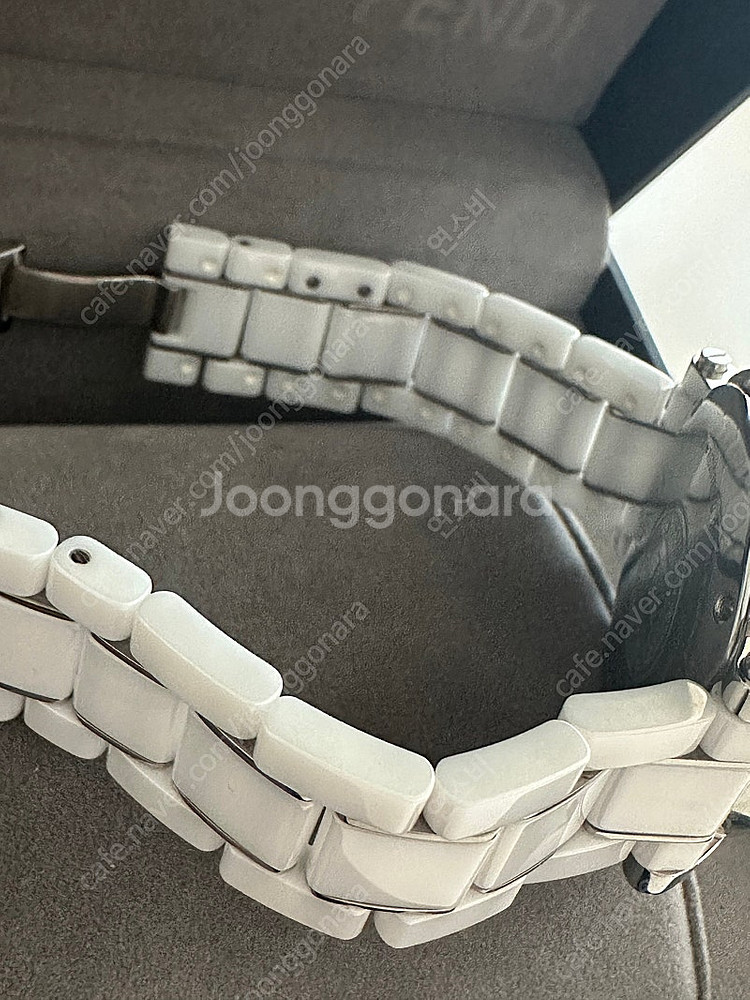 펜디 여성 세라믹 시계--6