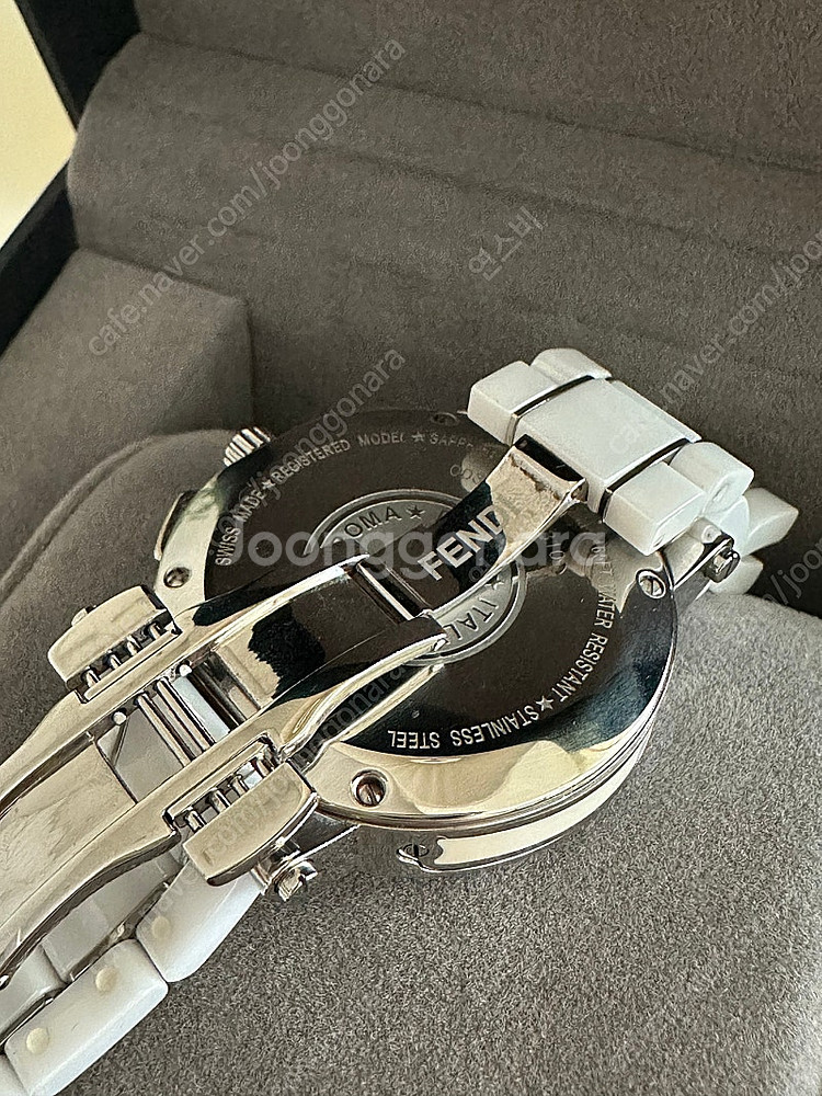 펜디 여성 세라믹 시계--8