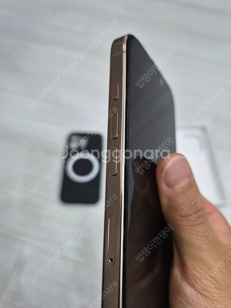 아이폰16프로 데저트 티타늄 256GB 판매--4