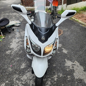 SYM 보이져125evo 만키로미만주행