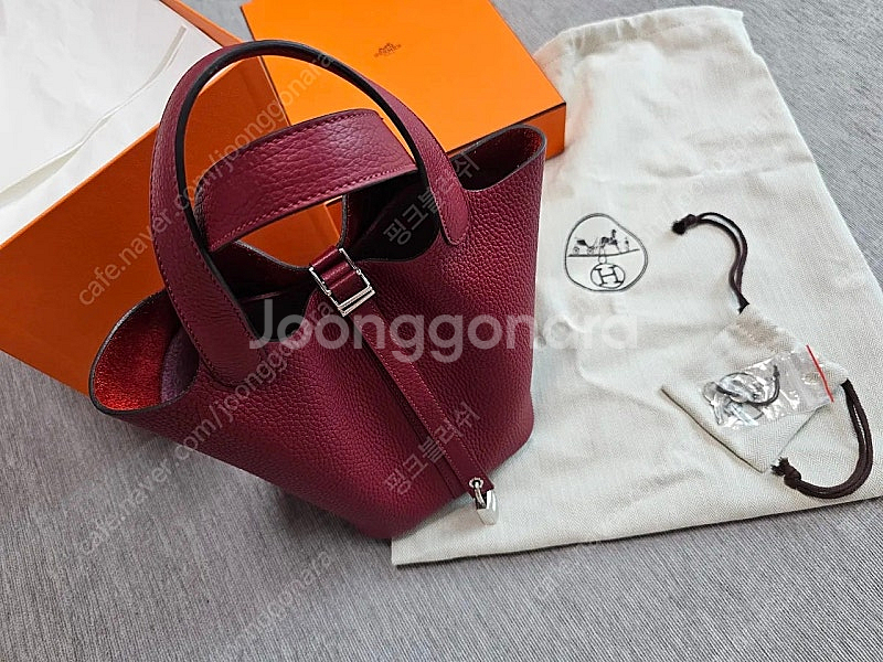 에르메스 피코탄 18 루즈그라나 은장--0