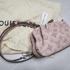 루이비통 스칼라 미니파우치 매그놀리아, 연핑크