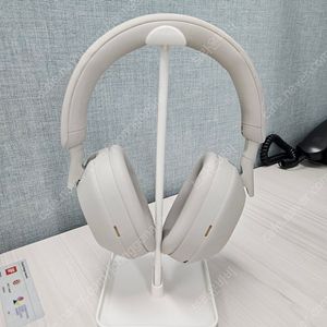 소니 WH-1000XM5 헤드폰