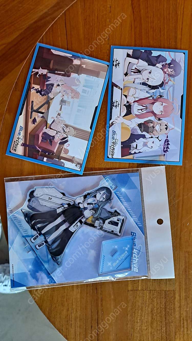 블루아카이브 첫 애니플러스 콜라보 3~4주차 한정메뉴 게임개발부 키링과 일러스트카드 특전, 아리스 아크릴 스탠드 이미지