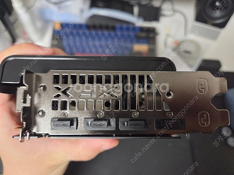 XFX RX6800 SWFT 판매합니다--5