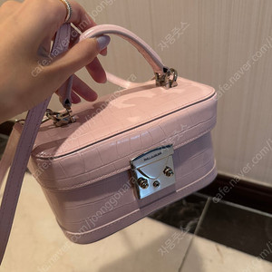 더로랑 하프문 한정판 베이비핑크