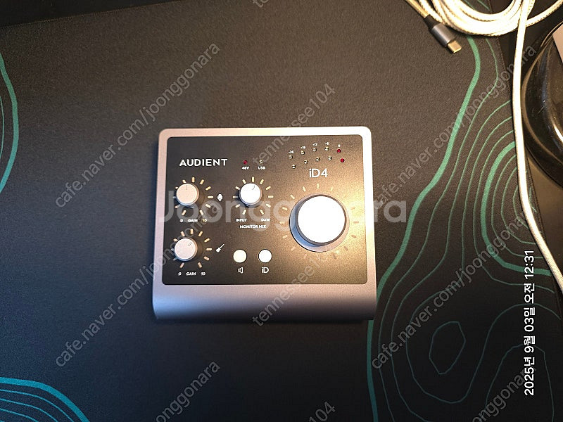 오디언트 id4 mk2 오디오인터페이스 팝니다--0