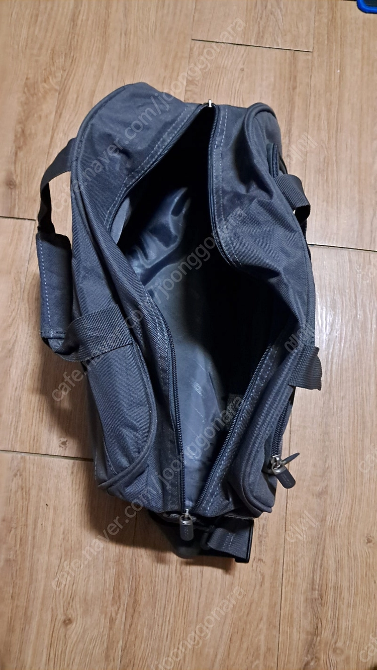 아메리칸투어리스트 보스턴백 4만원 이미지
