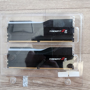 지스킬 트라이던트 z5 rgb ddr5 ram 6400 (48X2) 96기가, 갤럭시 rtx3070 화이트, rtx3060 그래픽카드