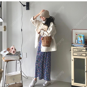 로즈베이 크림 퍼프야상 프리사이즈 새상품