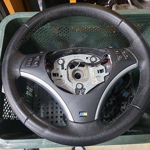 bmw e바디 이바디 e82 120d 핸들