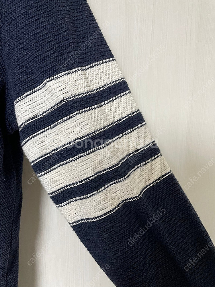 [4] 톰브라운 네이비 사선완장 라셀 가디건--2