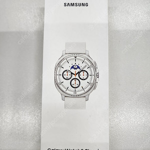 삼성전자 갤럭시 와치8 클래식 46mm 와이파이버전 화이트색상 미개봉품 49만원에 판매합니다.
