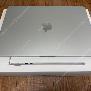 Apple 2025 맥북 에어 15 M4, 실버, M4 10코어, 16GB, 512GB, 한글+에어팟 프로2세대+클램쉘 수직 거치대 팝니다.