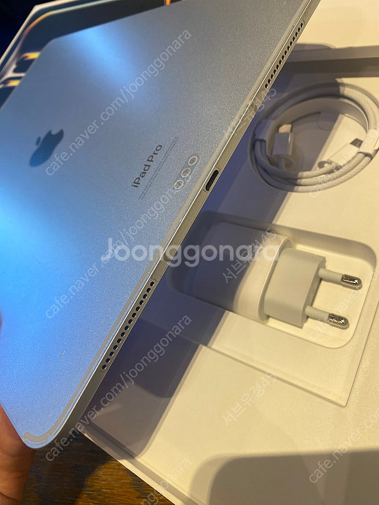 아이패드프로 M4 13인치 실버512GB 셀룰러--1