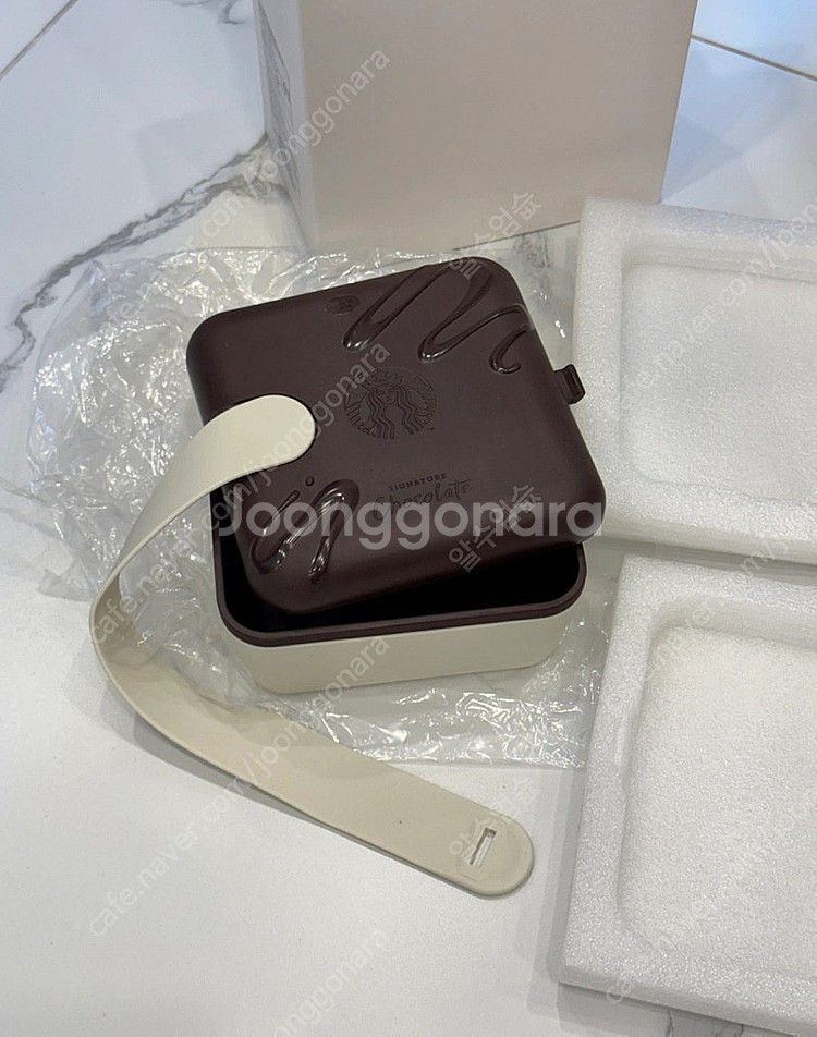 스타벅스 3종 초콜릿 디저트 박스,글라스잔, 아이스 큐브 트레이--1