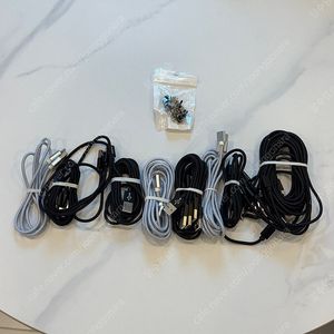 마그네틱 충전 케이블 C타입 , 라이트닝 판매 합니다.