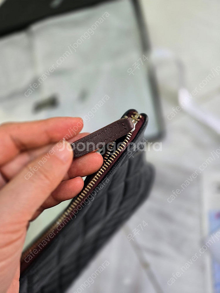 샤넬 클래식 케비어 글러치가방--4