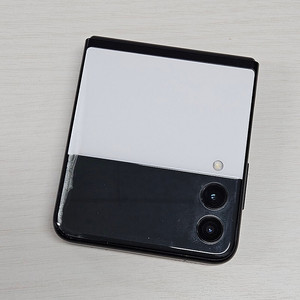 갤럭시Z플립3 화이트색상 256용량 깨끗한폰 가성비 꿀매물 서브폰 추천 12만 판매해요