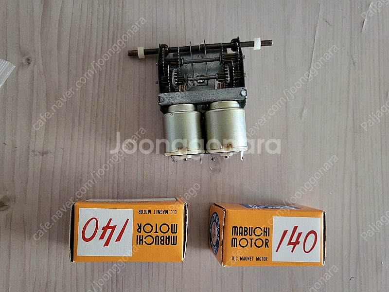 고전프라 아카데미과학 1/35 스케일 전후좌우 모터동력(모터라이즈) M113A2 장갑차, M163A1/2 장갑차, ...--8