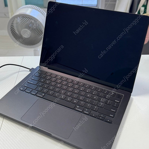 24년 맥북프로14 M4 10코어,512GB, 16GB스그 팝니다. (애케플 포함)
