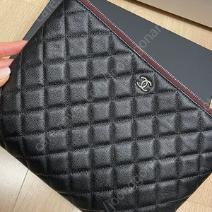 샤넬 뉴미니 은장 클러치