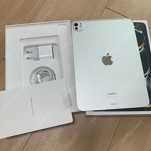 아이패드프로 M4 11인치 실버256GB wifi 퓰박스