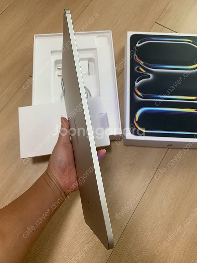 아이패드프로 M4 11인치 실버256GB wifi 퓰박...--2