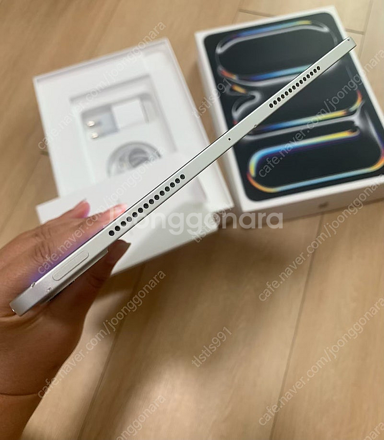 아이패드프로 M4 11인치 실버256GB wifi 퓰박...--3
