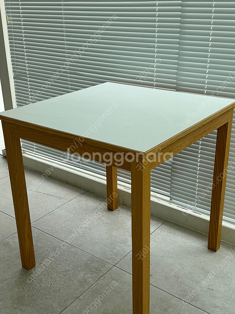 카페 테이블--1