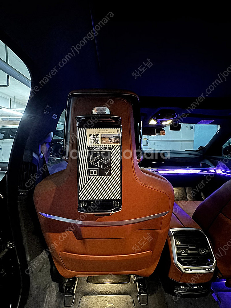 BMW G70 태블릿 거치대, 홀더--3